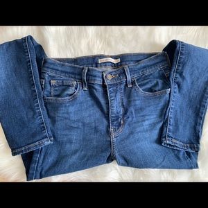 Levi’s jeans 720 high rise super skinny size 26